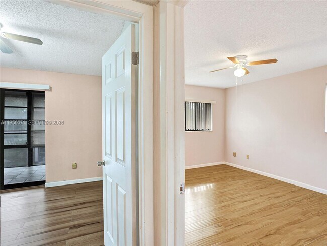 Building Photo - 9974 N Belfort Cir