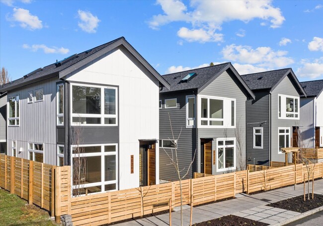 Building Photo - Orchard Street Cottages