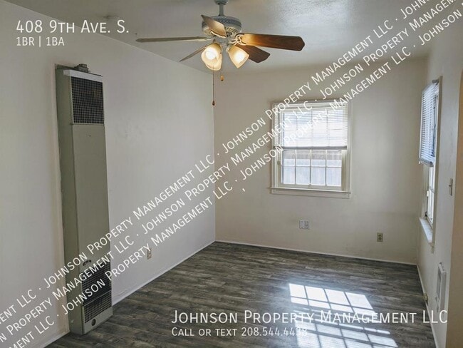 Building Photo - 408 9th Ave S