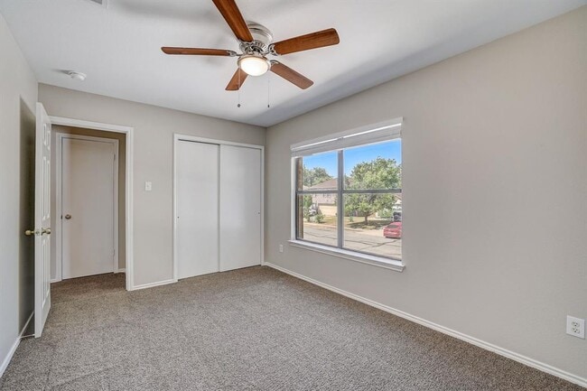 Building Photo - 314 Bello Dr