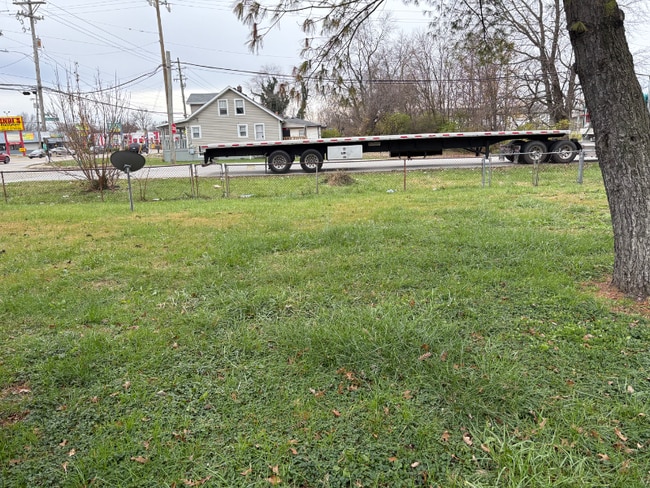 Building Photo - 4408 Cane Run Rd