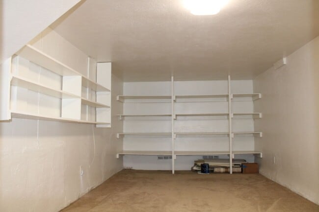 Building Photo - 500 Civic Center St