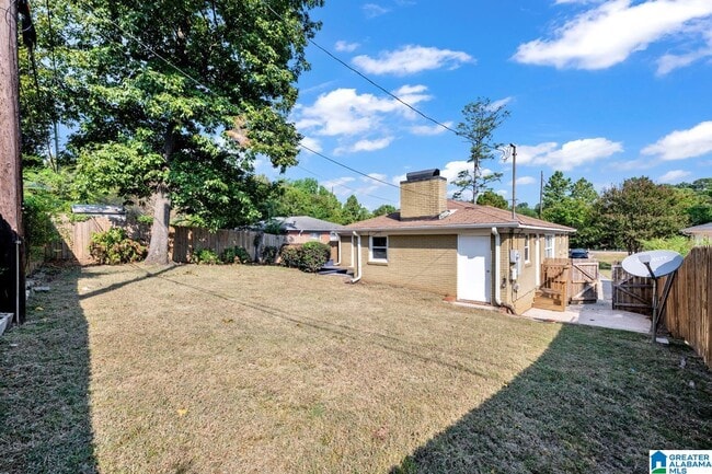 Building Photo - 5321 Crestwood Blvd