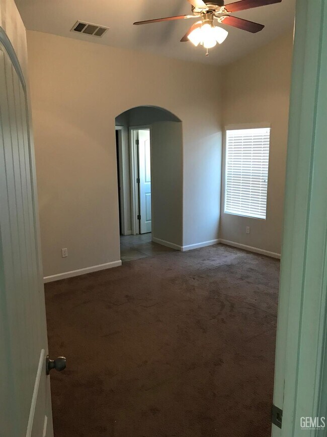 Building Photo - 10302 Fenwick Island Dr