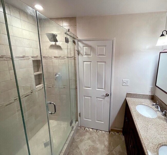 Master Bathroom Glass Shower - 5625 Windsor Way