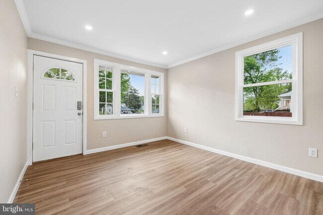 Building Photo - 17360 Tripoli Blvd