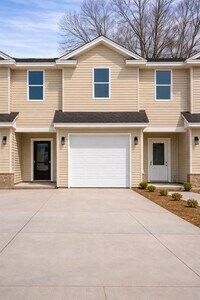 Building Photo - 710 Dale Pl