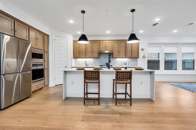 Building Photo - 2240 Shorthorn Dr