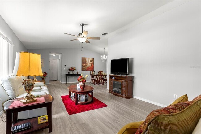 Building Photo - 9916 SE 175th Pl
