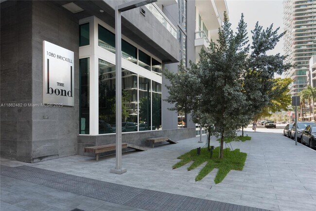 Building Photo - 1080 Brickell Ave