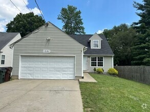 Building Photo - Delhi- Spacious 3 bedroom 2 bath in OHSD