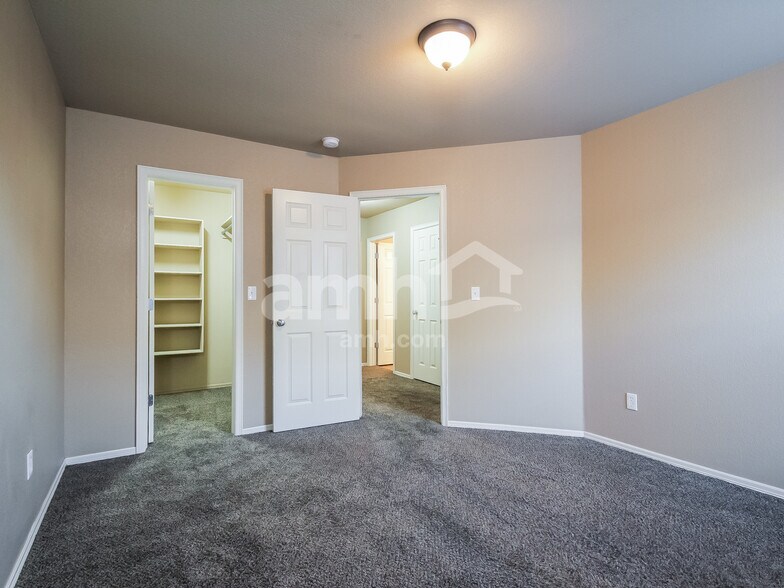 Building Photo - 9041 East 138th St S