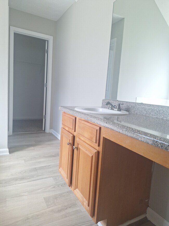 Building Photo - 5646 One Lake Way