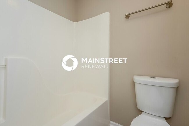 Building Photo - 3 Bedroom Pet-Friendly Home in Atlanta, GA with Main Street Renewal