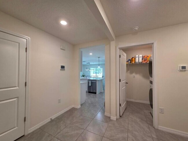 Building Photo - 4446 Bayridge Ct