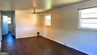 Building Photo - 257 Evergreen Ave
