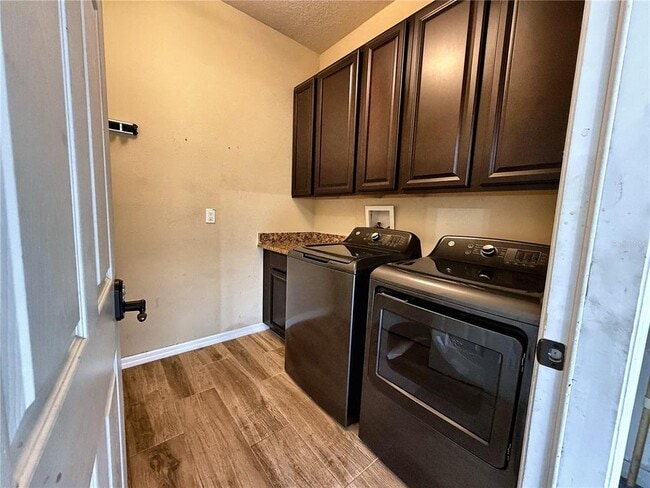 Building Photo - 8247 Caponata Blvd