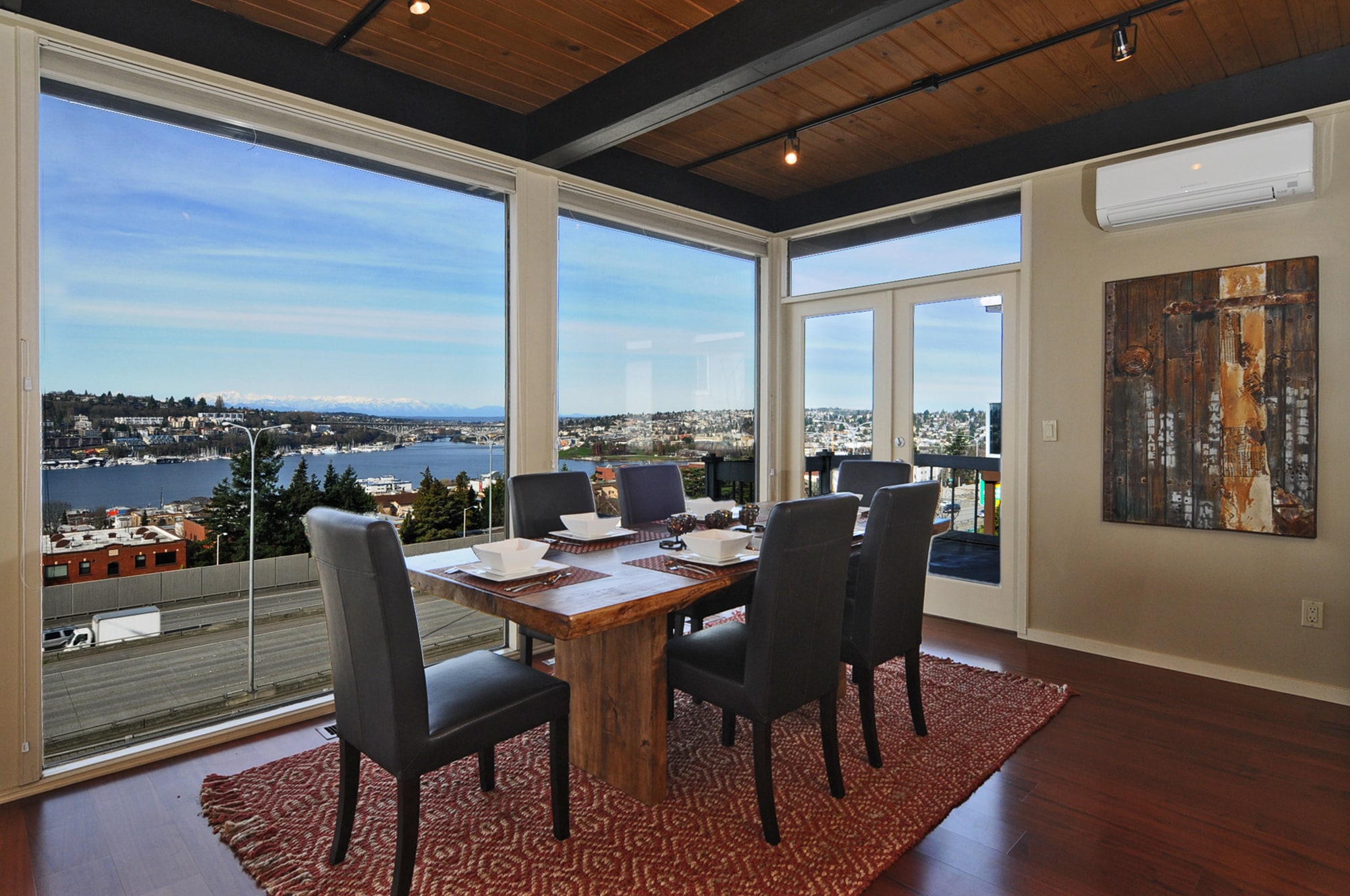 Building Photo - 1966 Harvard Ave E