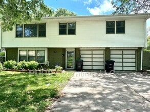 Building Photo - 1817 N 78th St