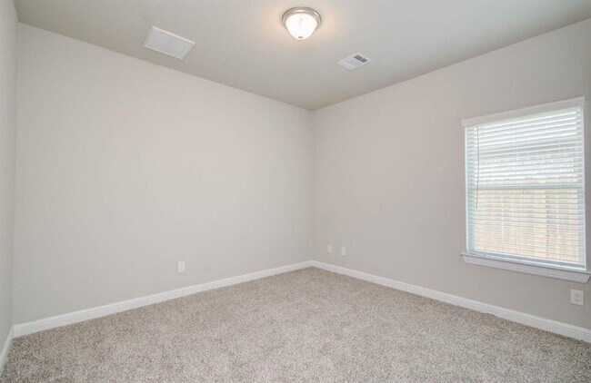 Building Photo - 2442 Wembley Way