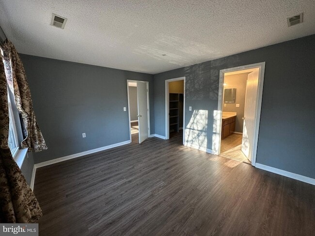 Building Photo - 12907 Churchill Ridge Cir