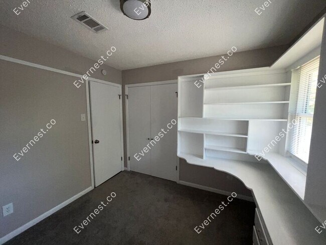 Building Photo - 8022 W 28th St