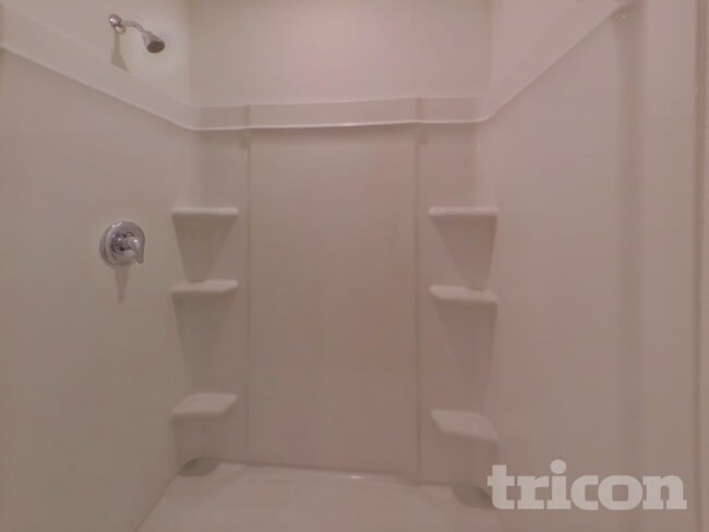 Building Photo - 1632 Baugh St