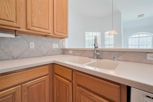 Building Photo - 3118 Emory Oak Ln