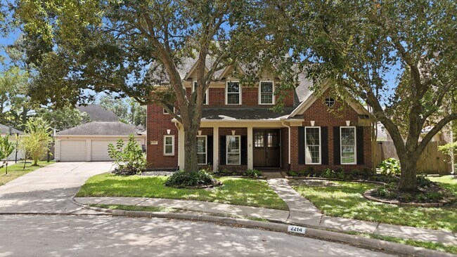 Building Photo - 2214 Lytham Ln