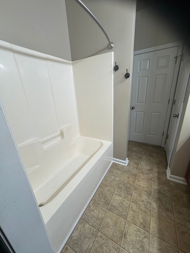 Building Photo - 265 Caldwell Loop