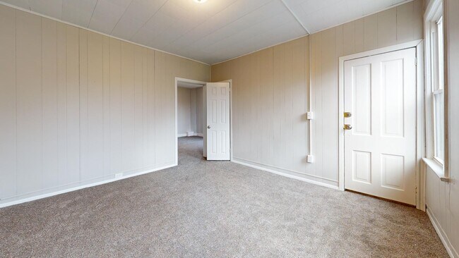 Building Photo - 2230 Kinkel Ave