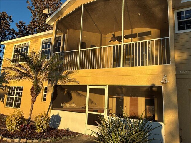 Building Photo - 41515 Silver Dr