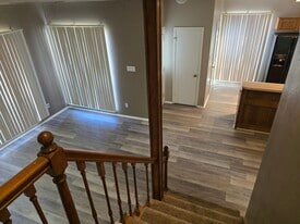Building Photo - 611 Oriole Blvd #1401