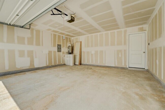 Building Photo - 133 Ghost Stories Wy