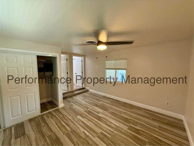 Building Photo - Gorgeous 3 Bed/3 Bath E Bakersfield Home w/ RBP & $0 Deposit Option