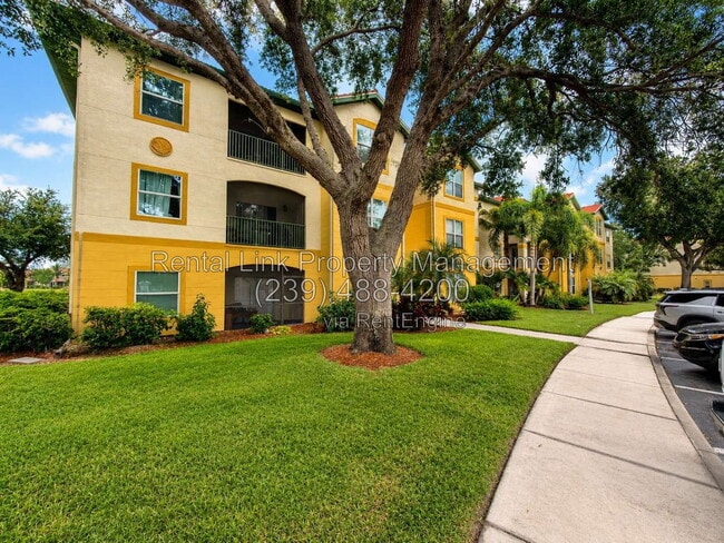 Building Photo - 11530 Villa Grand