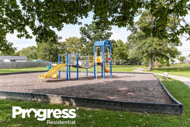 Building Photo - 4770 Sullivant Ave