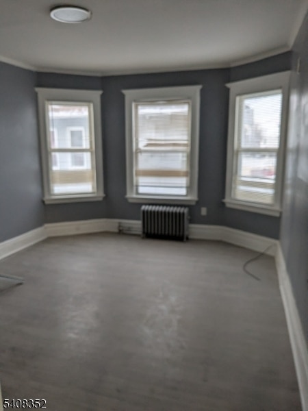 Building Photo - 32 Vreeland Ave