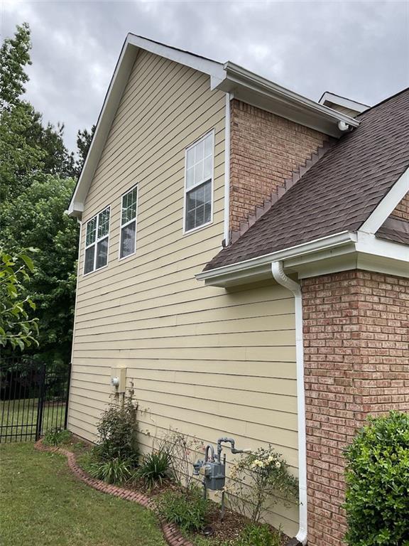 Building Photo - 7959 Larksview Dr