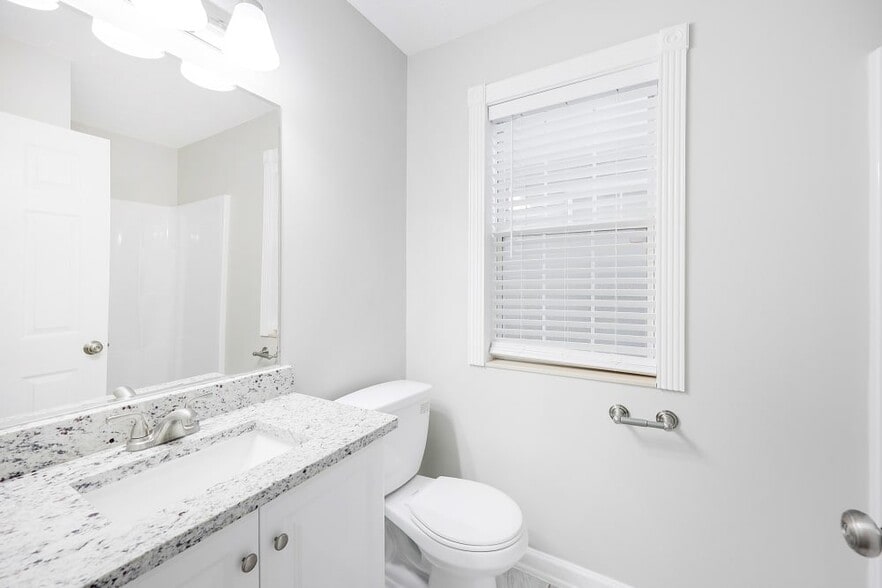 Building Photo - 608 Brentmeadow Cir