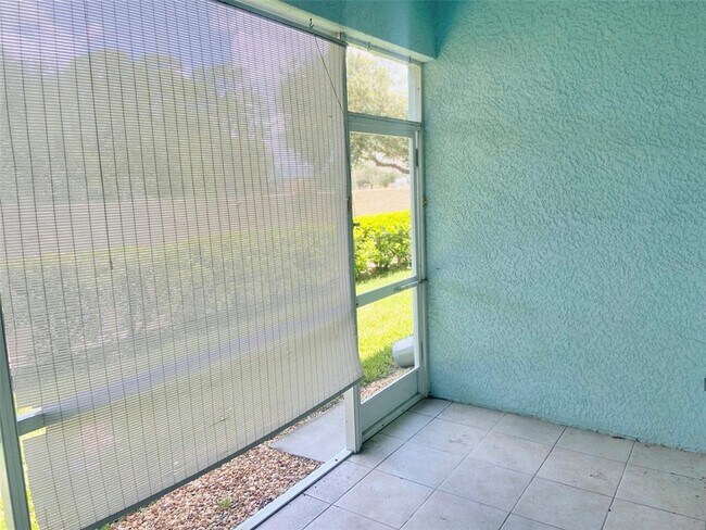 Building Photo - 5771 Sabal Trace Dr