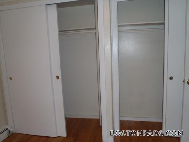 Building Photo - 103 Gordon St