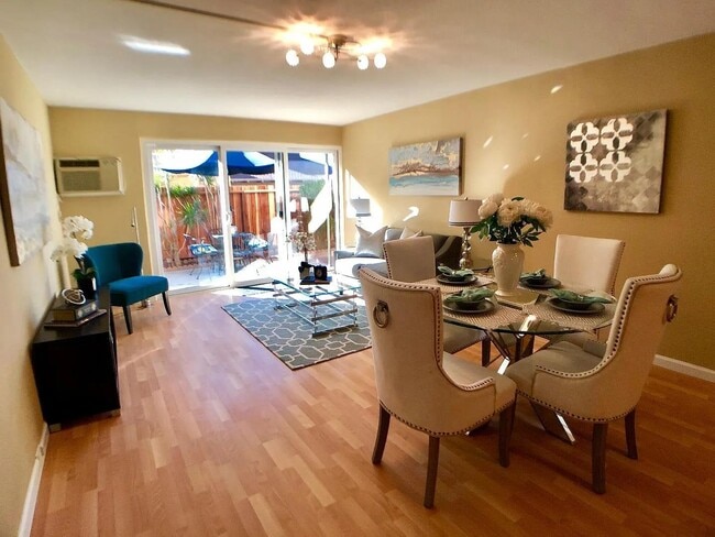 Building Photo - 1700 Civic Center Dr