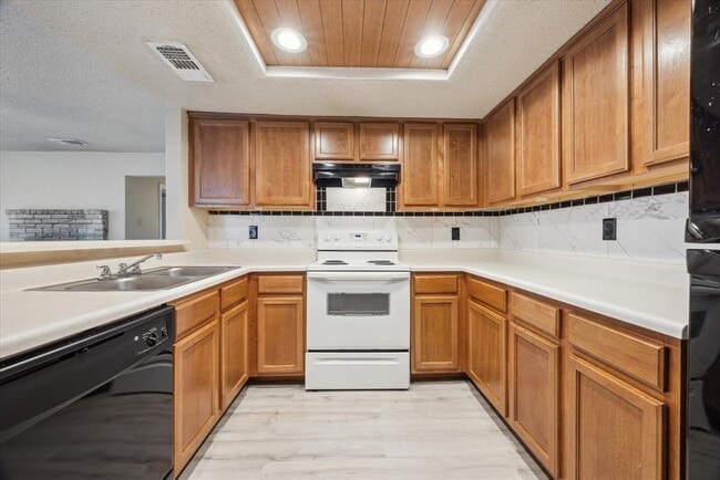 Building Photo - 2609 Alcott Ln