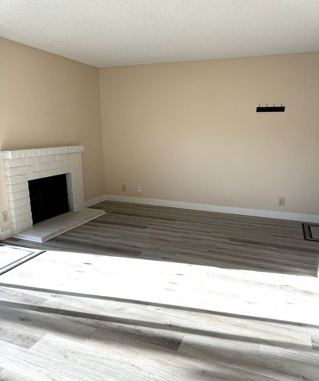 Building Photo - 1638 Merriton Ct