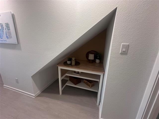 Building Photo - 1022 Robin Hl Ln