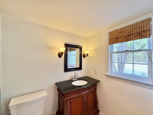 Building Photo - **OFFERING REFUNDABLE APPLICATION FEES** Stunning 5BD, 3BA North Ridge Raleigh Home on a Large, P...