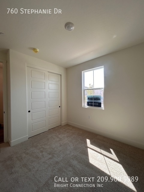 Building Photo - 760 Stephanie Dr