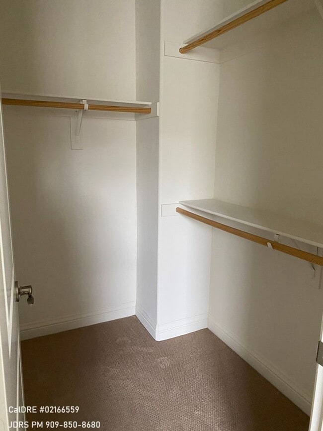 Building Photo - Eastvale 4 bedroom Partially Furnished Home