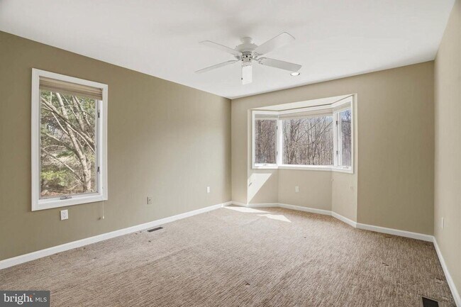 Building Photo - 6614 Corina Ct